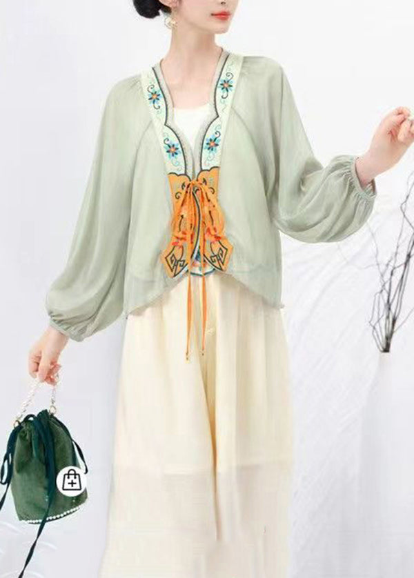 Effortlessly Elegant Cardigan with a Timeless Design