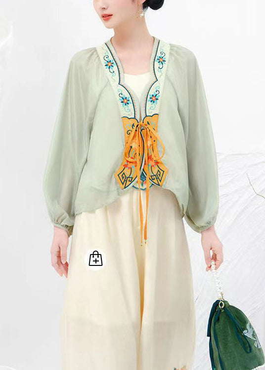 Effortlessly Elegant Cardigan with a Timeless Design