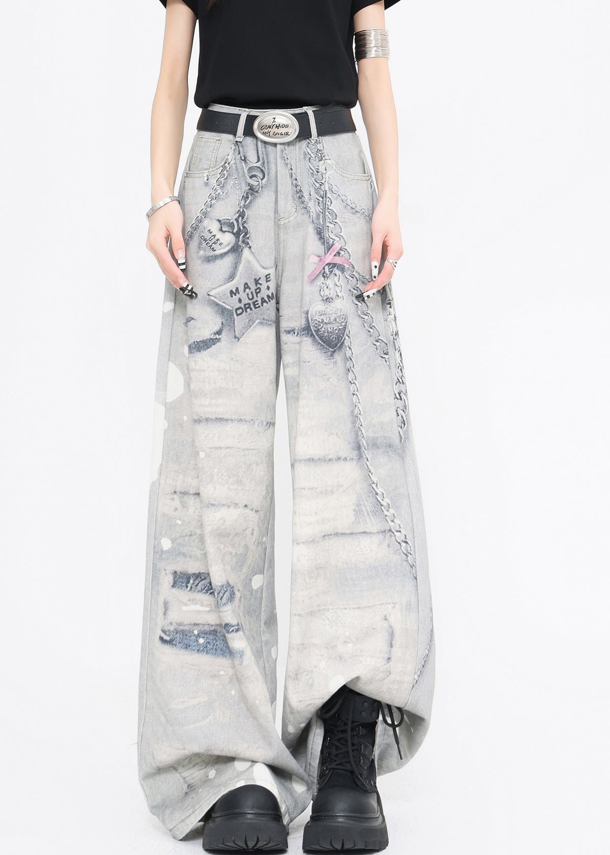 Sophisticated Pants with a Clean Classic Look