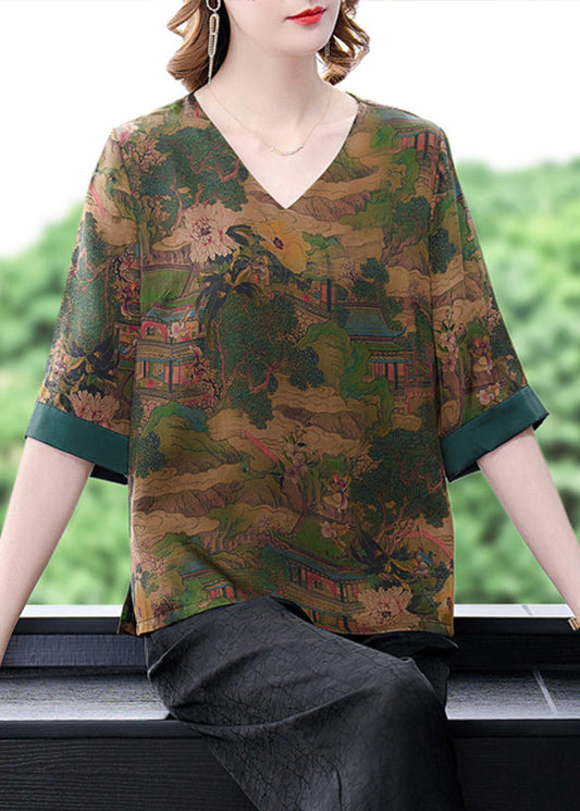 A Vintage Style Top with Delicate Timeless Details