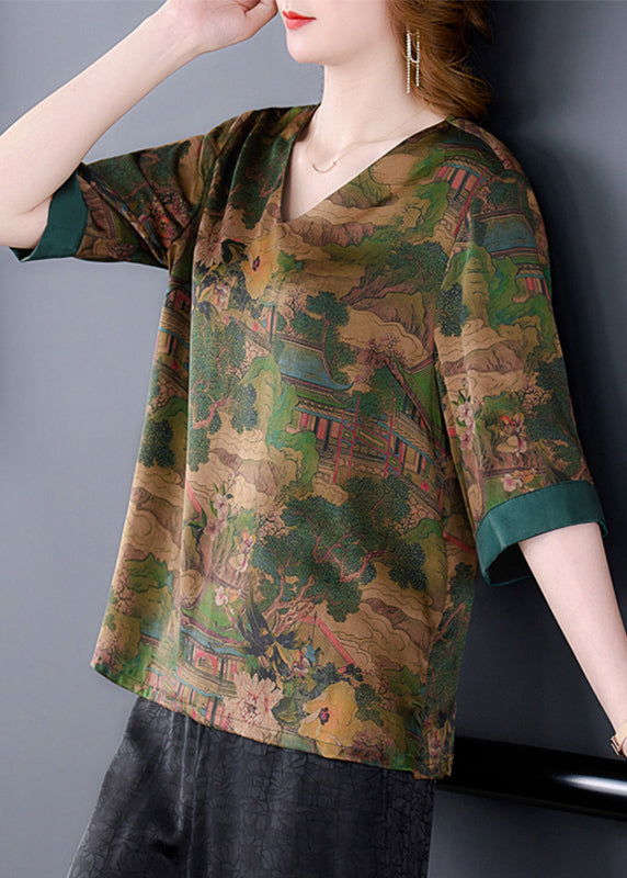 A Vintage Style Top with Delicate Timeless Details