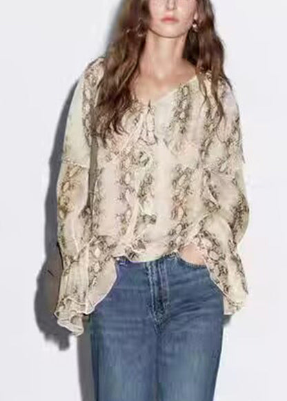 Classic Vintage Shirt with a Flattering Fit