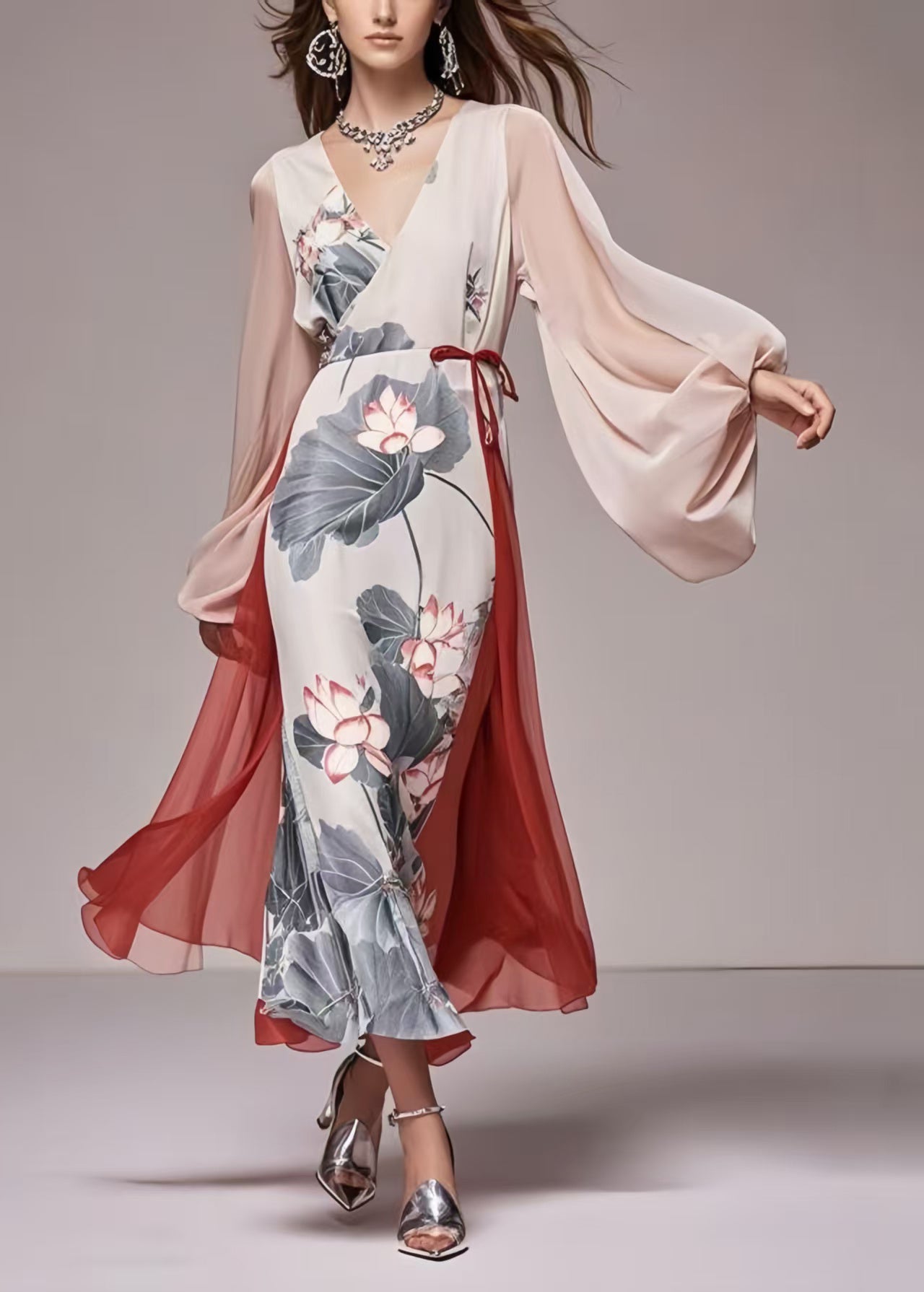 Sophisticated Dress with a Clean Classic Look