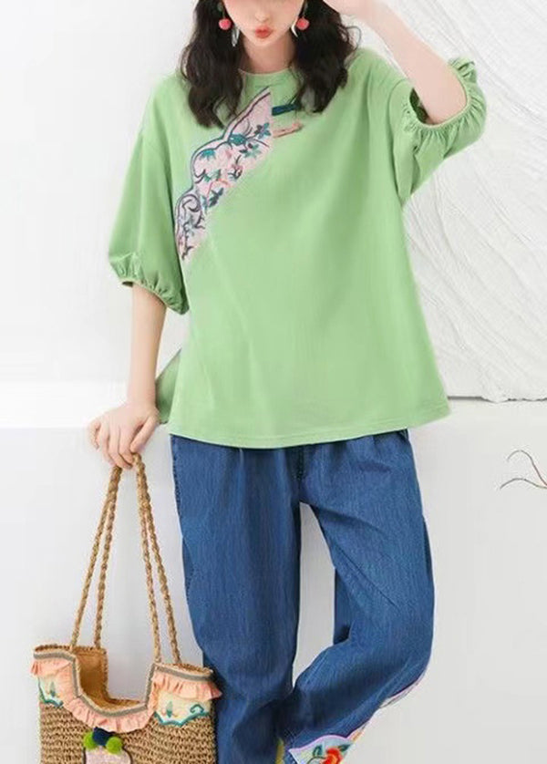 Elegantly Styled Shirt for Everyday Wear