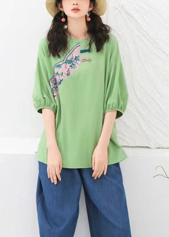 Elegantly Styled Shirt for Everyday Wear