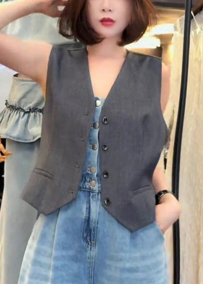 Elegantly Styled Coat for Everyday Wear