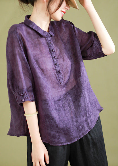 Classic Vintage Shirt with a Flattering Fit