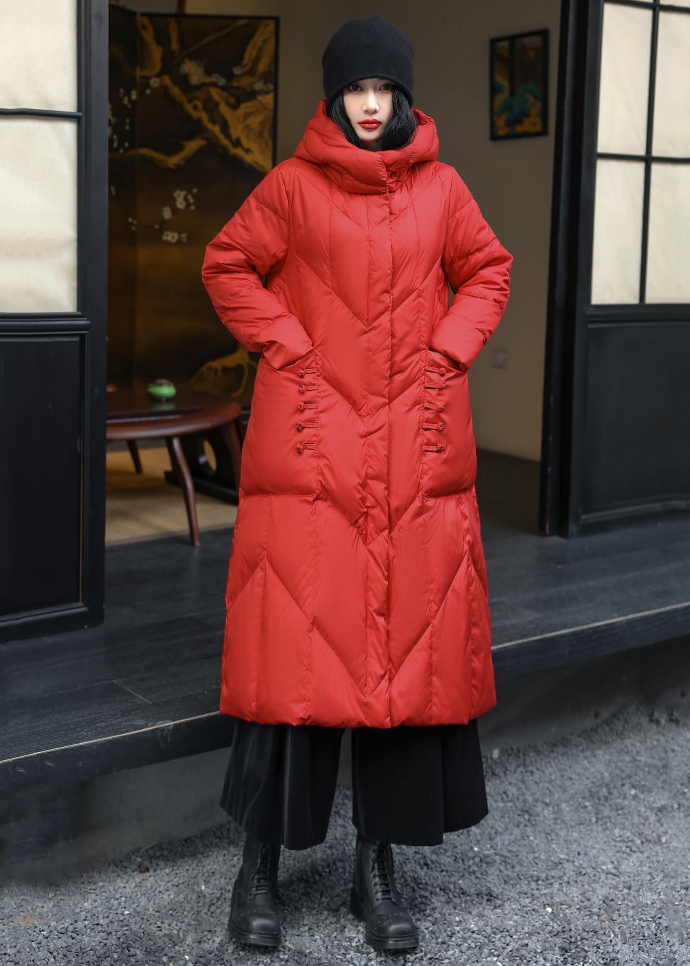 Gracefully Styled Coat for Any Occasion