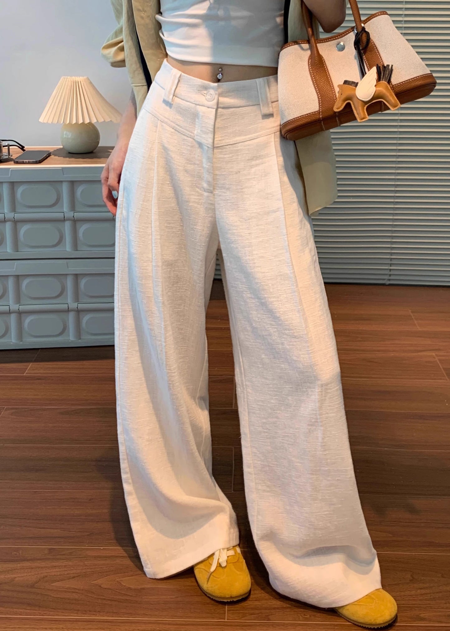 Classic Vintage Pants with a Flattering Fit