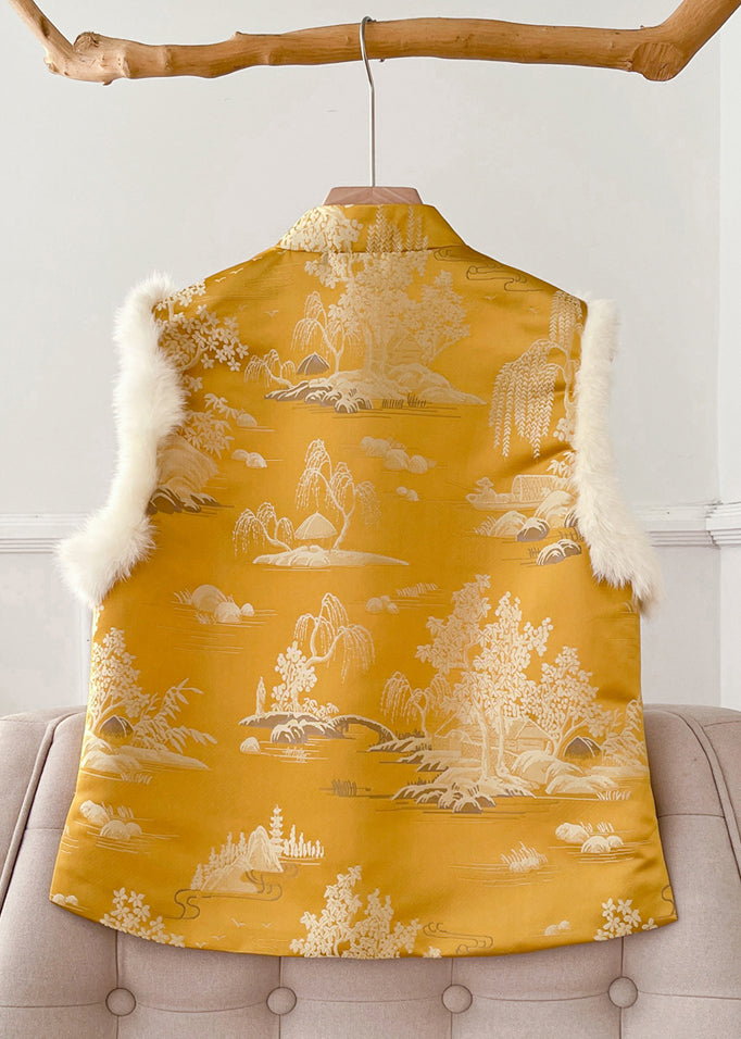 Beautifully Crafted Coat in a Classic Style