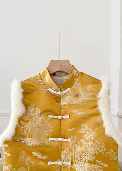 Beautifully Crafted Coat in a Classic Style
