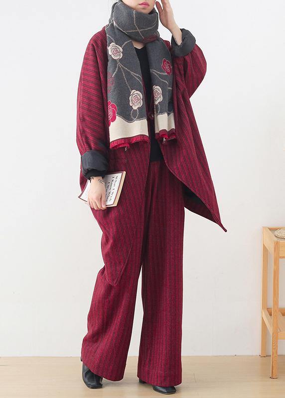 Well Tailored Coat with a Graceful Silhouette