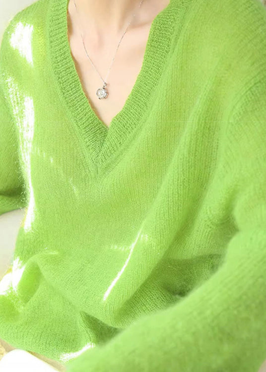 Beautifully Finished Sweater in a Timeless Design