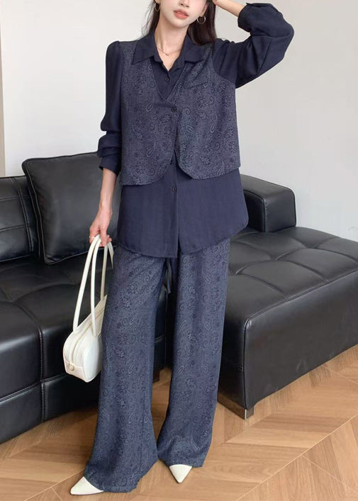 Sophisticated Garment with a Clean Classic Look