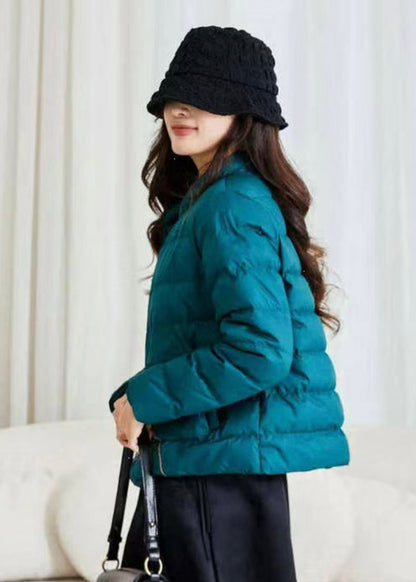 Well Tailored Coat with a Graceful Silhouette