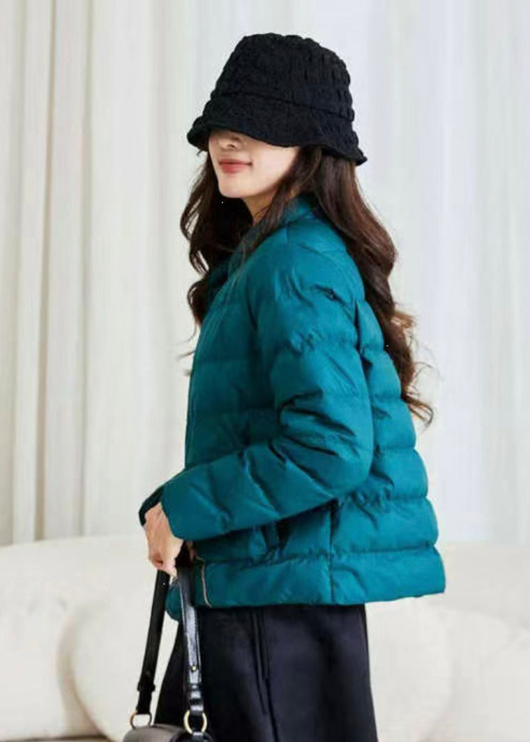 Well Tailored Coat with a Graceful Silhouette