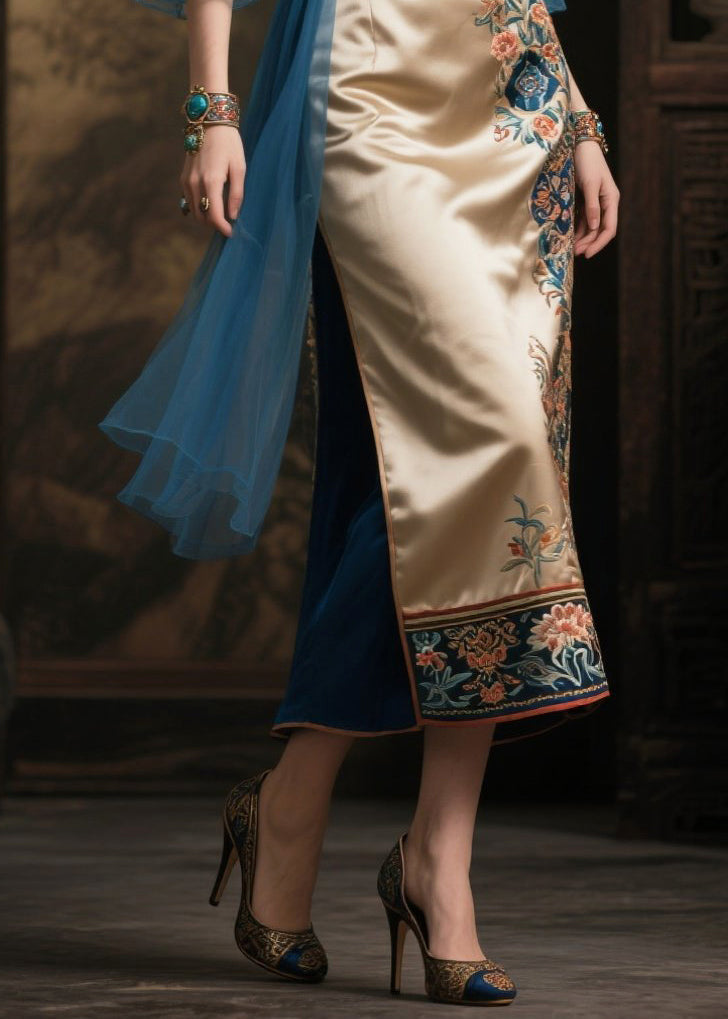 Beautifully Finished Dress in a Timeless Design
