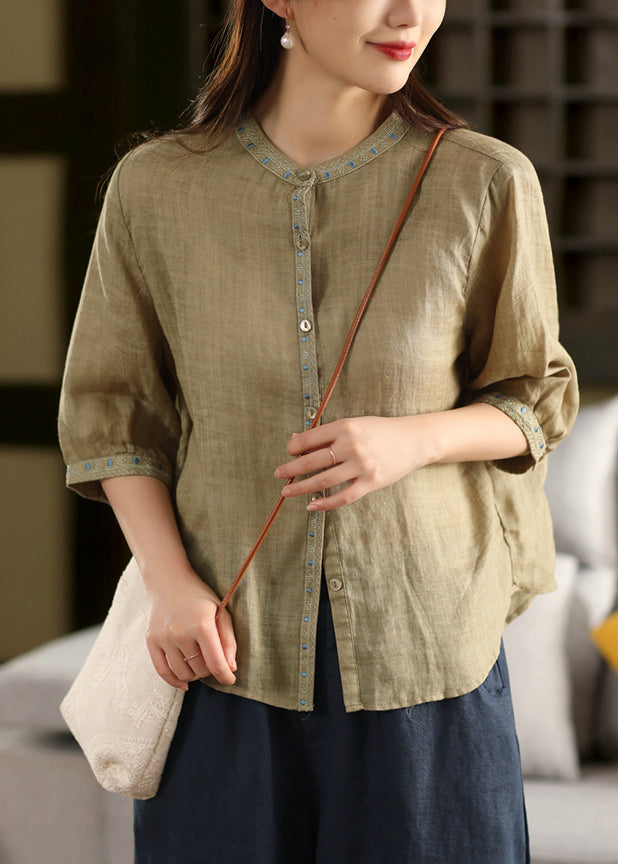 Elegantly Styled Blouse for Everyday Wear