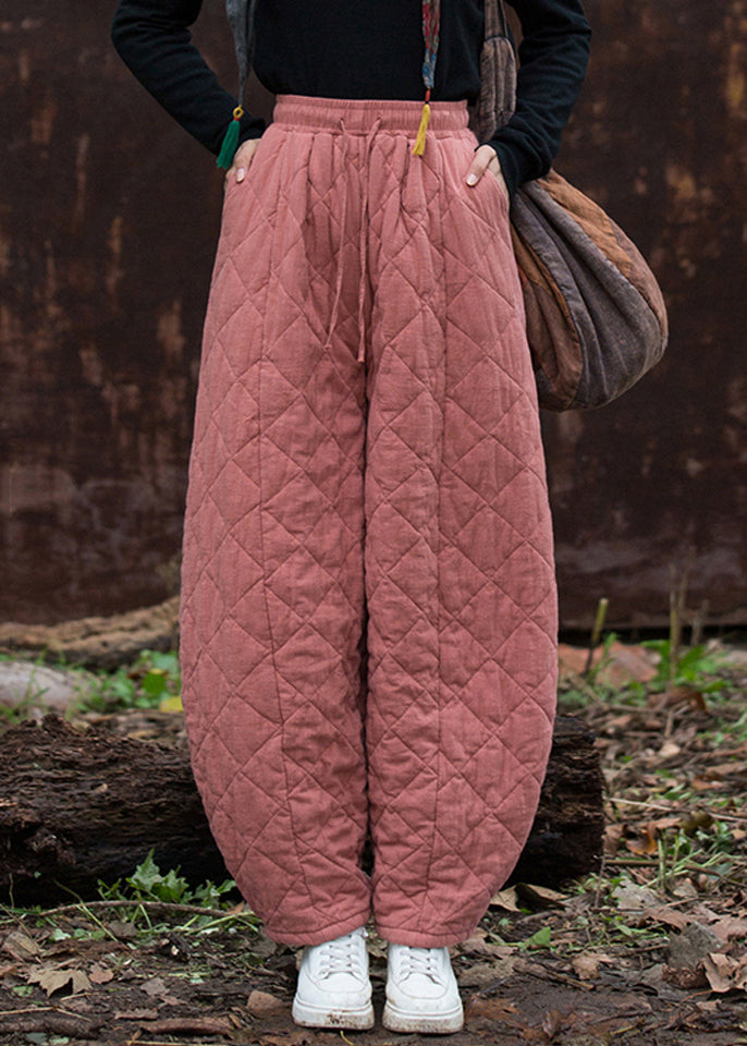 Well Tailored Pants with a Graceful Silhouette