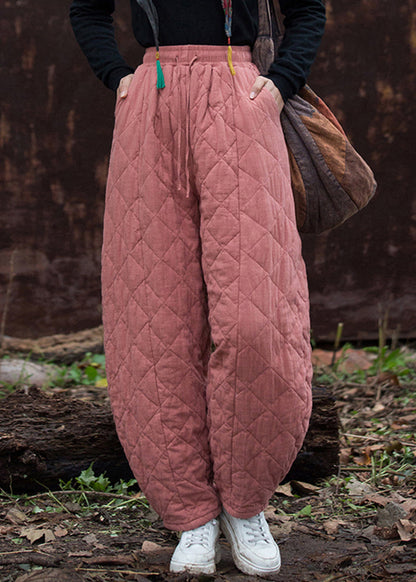 Well Tailored Pants with a Graceful Silhouette
