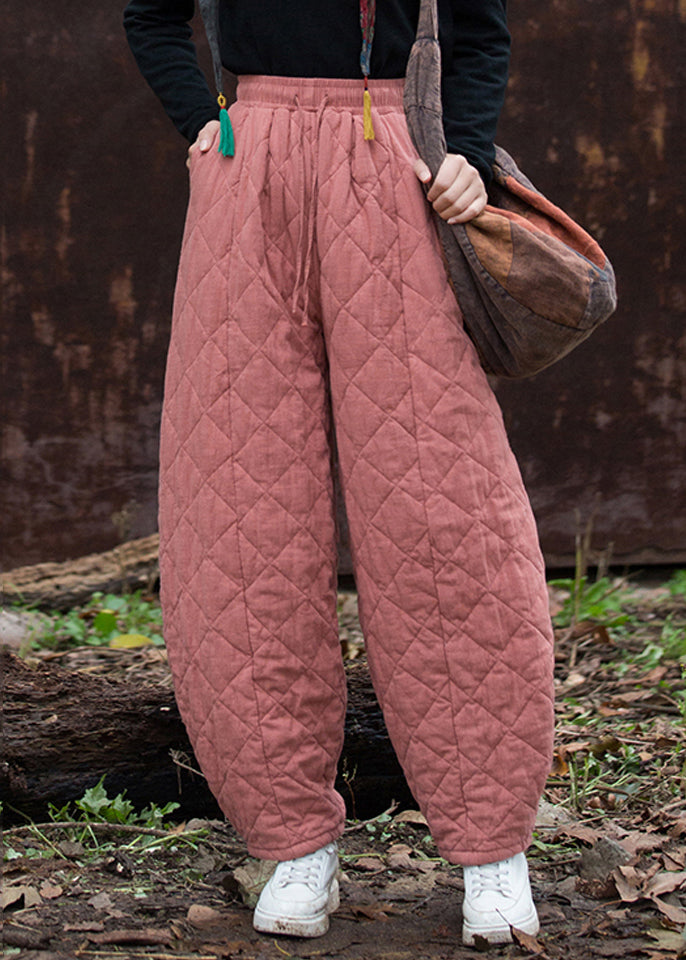 Well Tailored Pants with a Graceful Silhouette