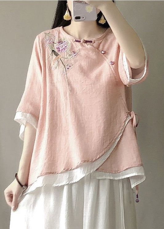 Beautifully Crafted Blouse in a Classic Style