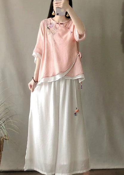 Beautifully Crafted Blouse in a Classic Style