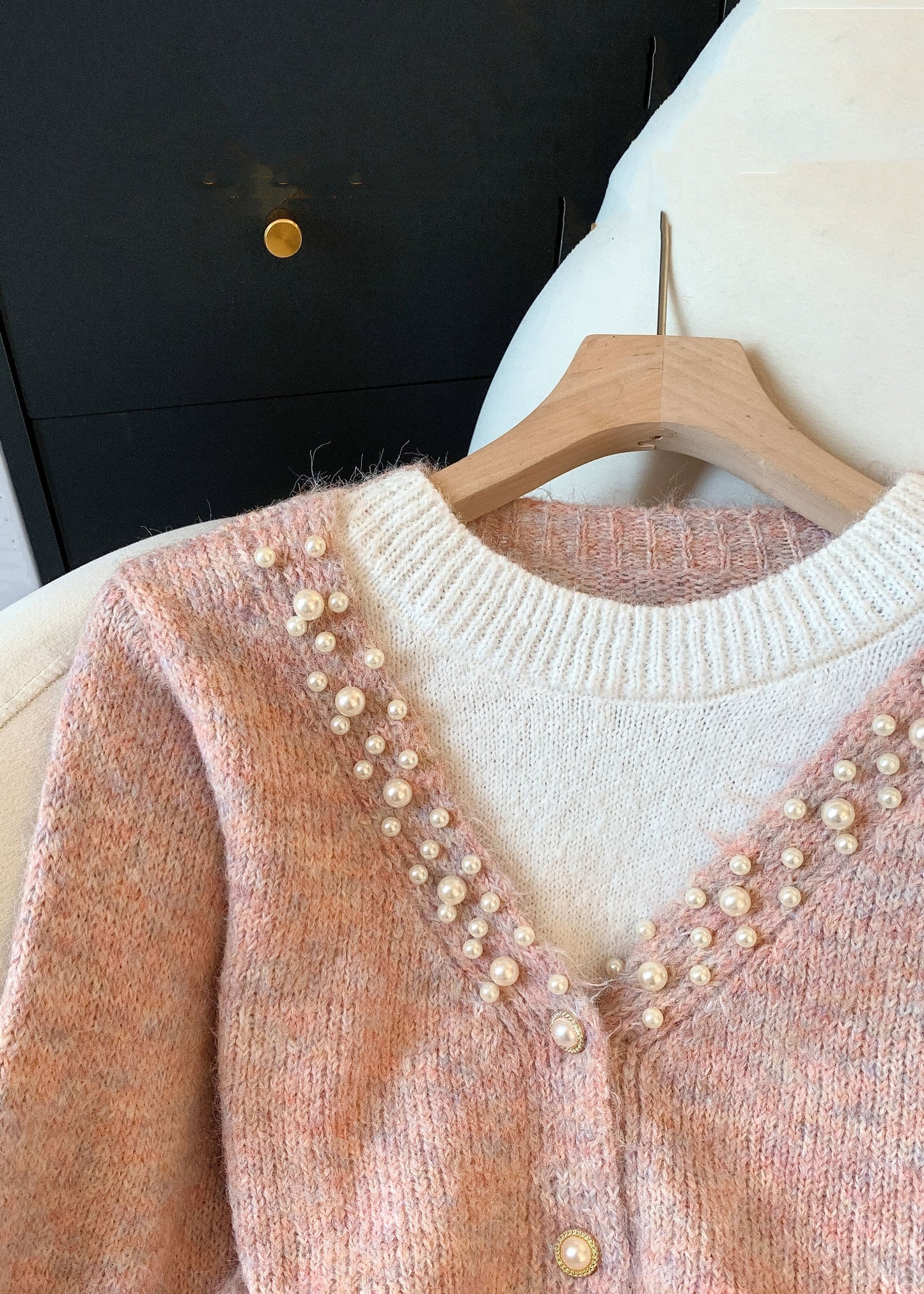 Classic Vintage Sweater with a Flattering Fit