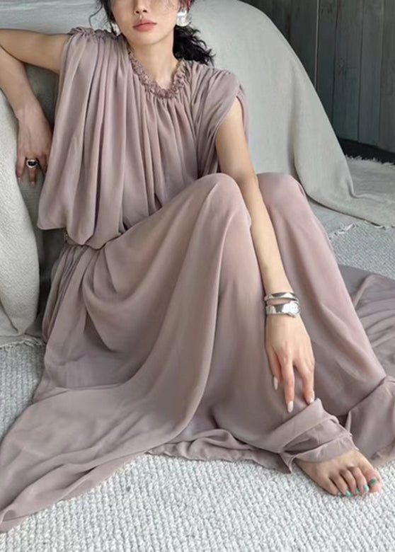 Effortlessly Elegant Top with a Timeless Design