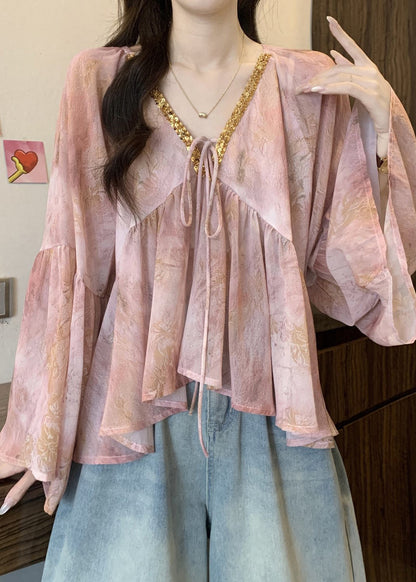 Effortlessly Elegant Top with a Timeless Design