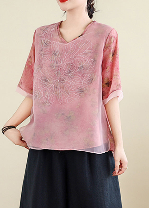 Classic Vintage Shirt with a Flattering Fit