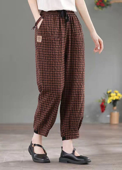 Well Tailored Pants with a Graceful Silhouette