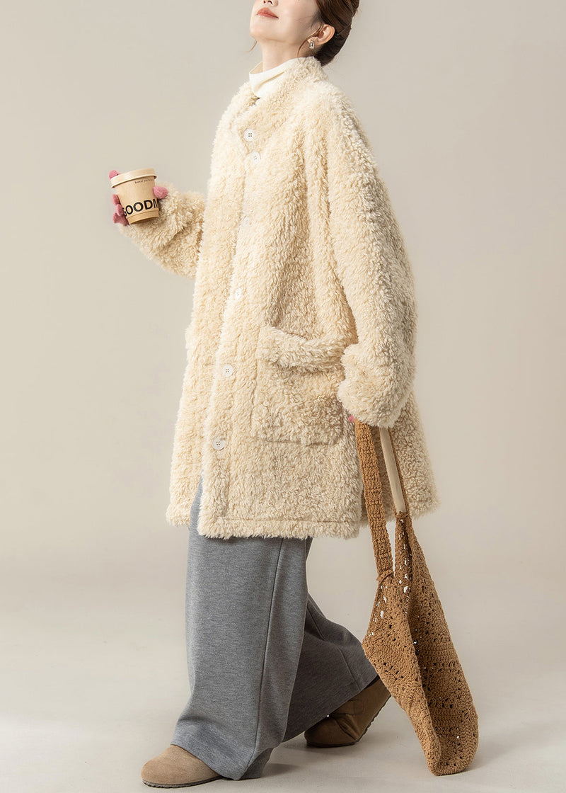 Classic Vintage Coat with a Flattering Fit