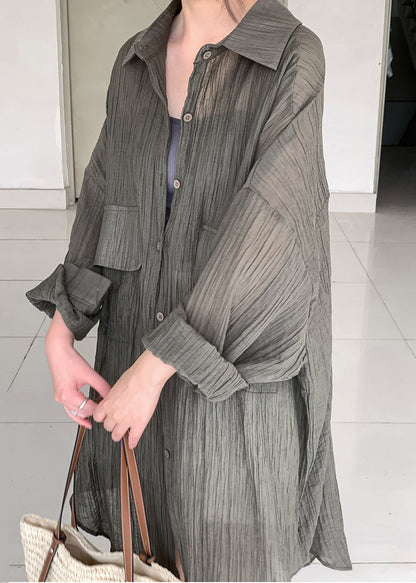 Well Tailored Top with a Graceful Silhouette