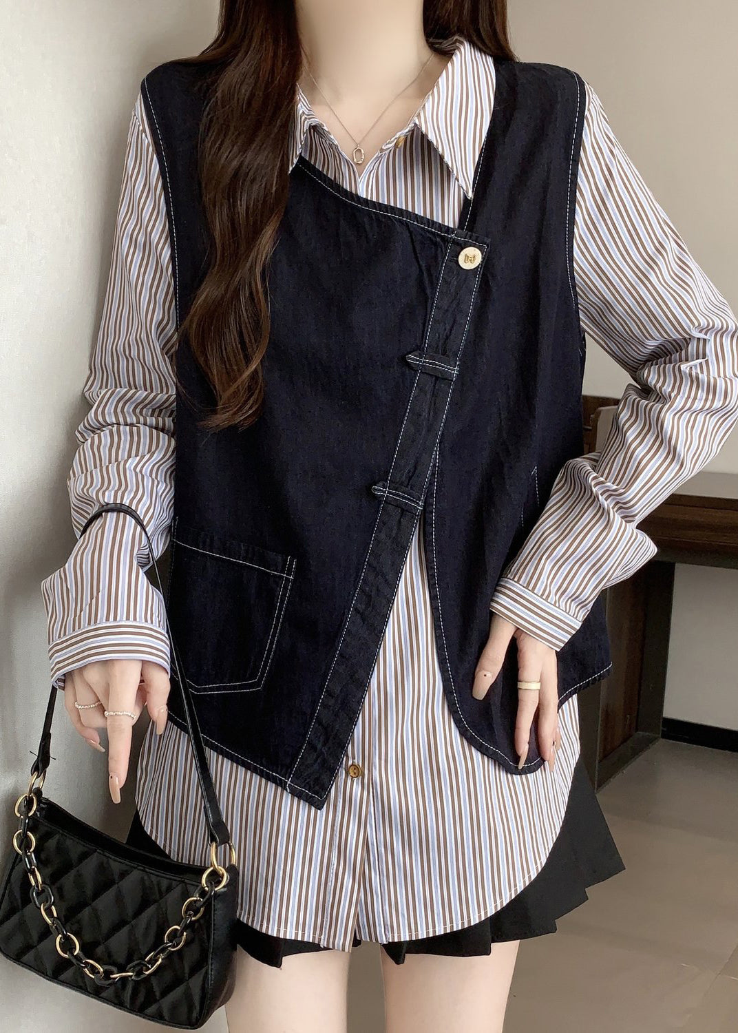 A Vintage Style Top with Delicate Timeless Details