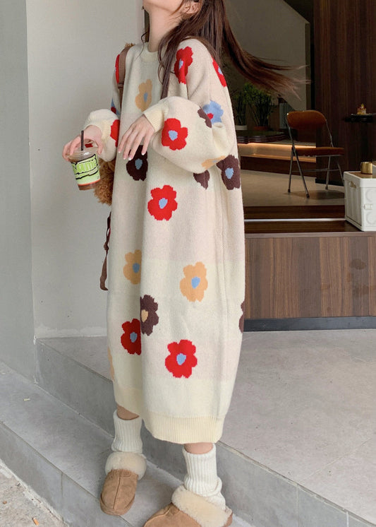 Classic Vintage Sweater with a Flattering Fit