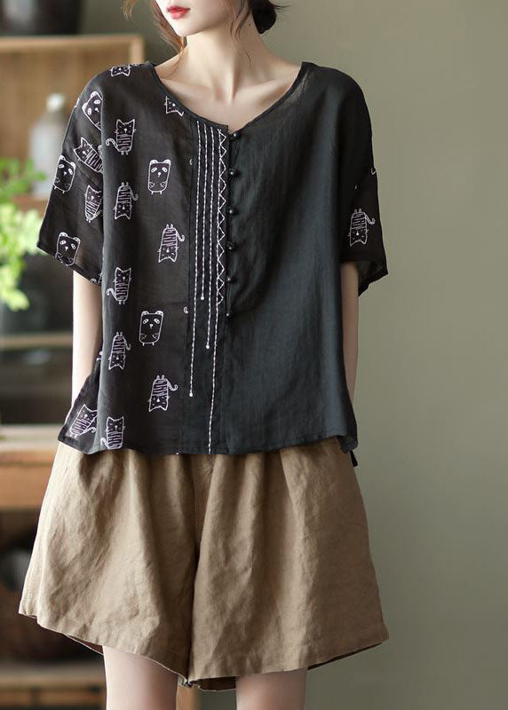Well Tailored Top with a Graceful Silhouette