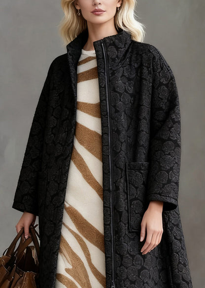 Beautifully Finished Coat in a Timeless Design