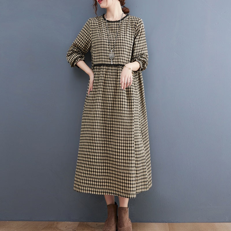 A Vintage Style Dress with Delicate Timeless Details
