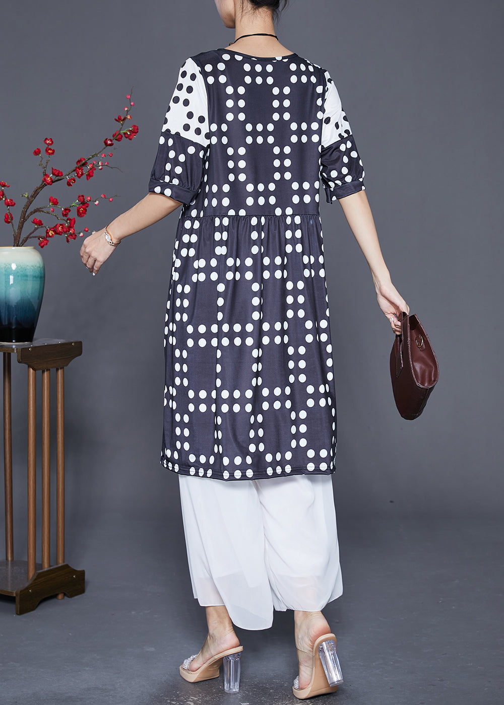 Sophisticated Dress with a Clean Classic Look
