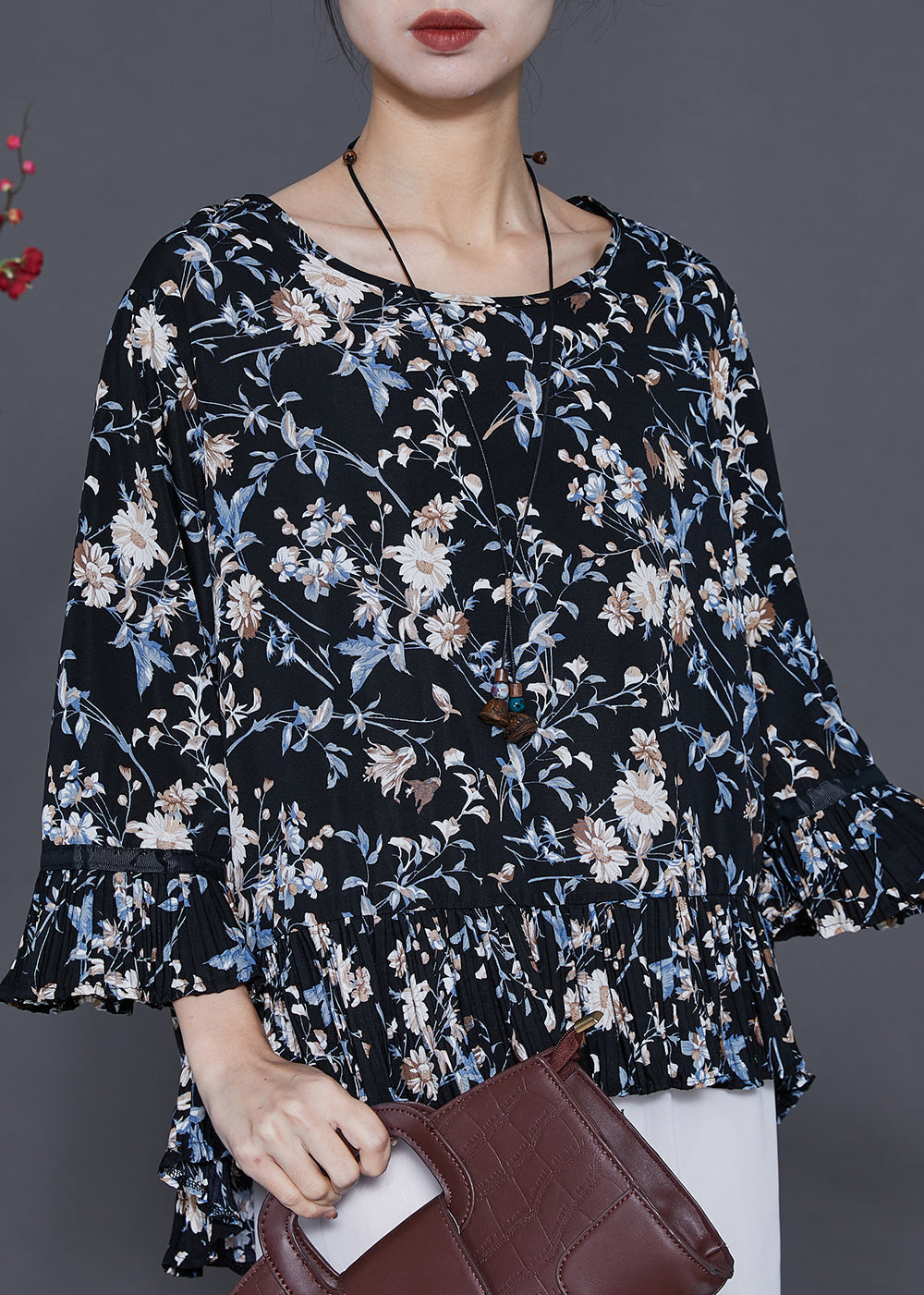 Polished Blouse with an Effortless Classic Look