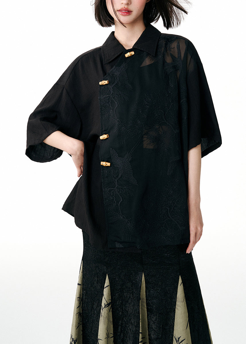 Beautifully Finished Blouse in a Timeless Design