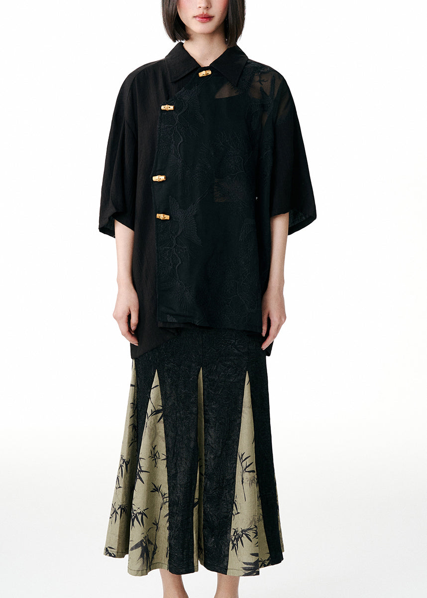 Beautifully Finished Blouse in a Timeless Design