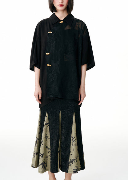 Beautifully Finished Blouse in a Timeless Design