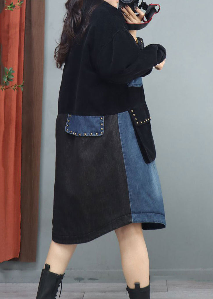 Well Tailored Coat with a Graceful Silhouette
