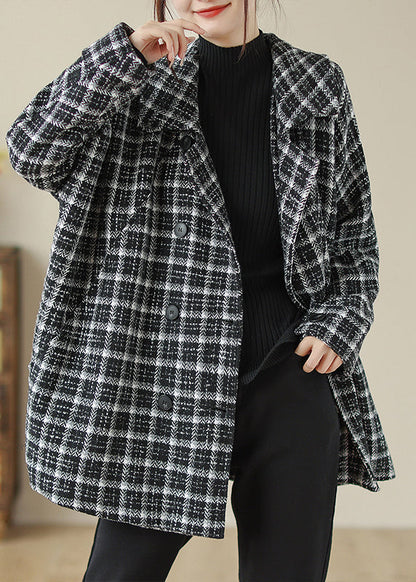 Elegantly Styled Jacket for Everyday Wear