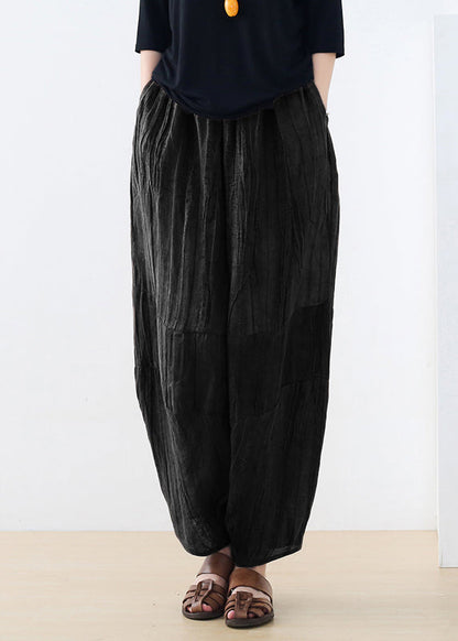 Effortlessly Elegant Pants with a Timeless Design
