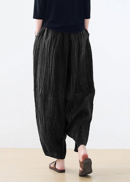 Effortlessly Elegant Pants with a Timeless Design
