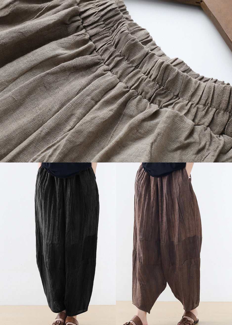 Effortlessly Elegant Pants with a Timeless Design