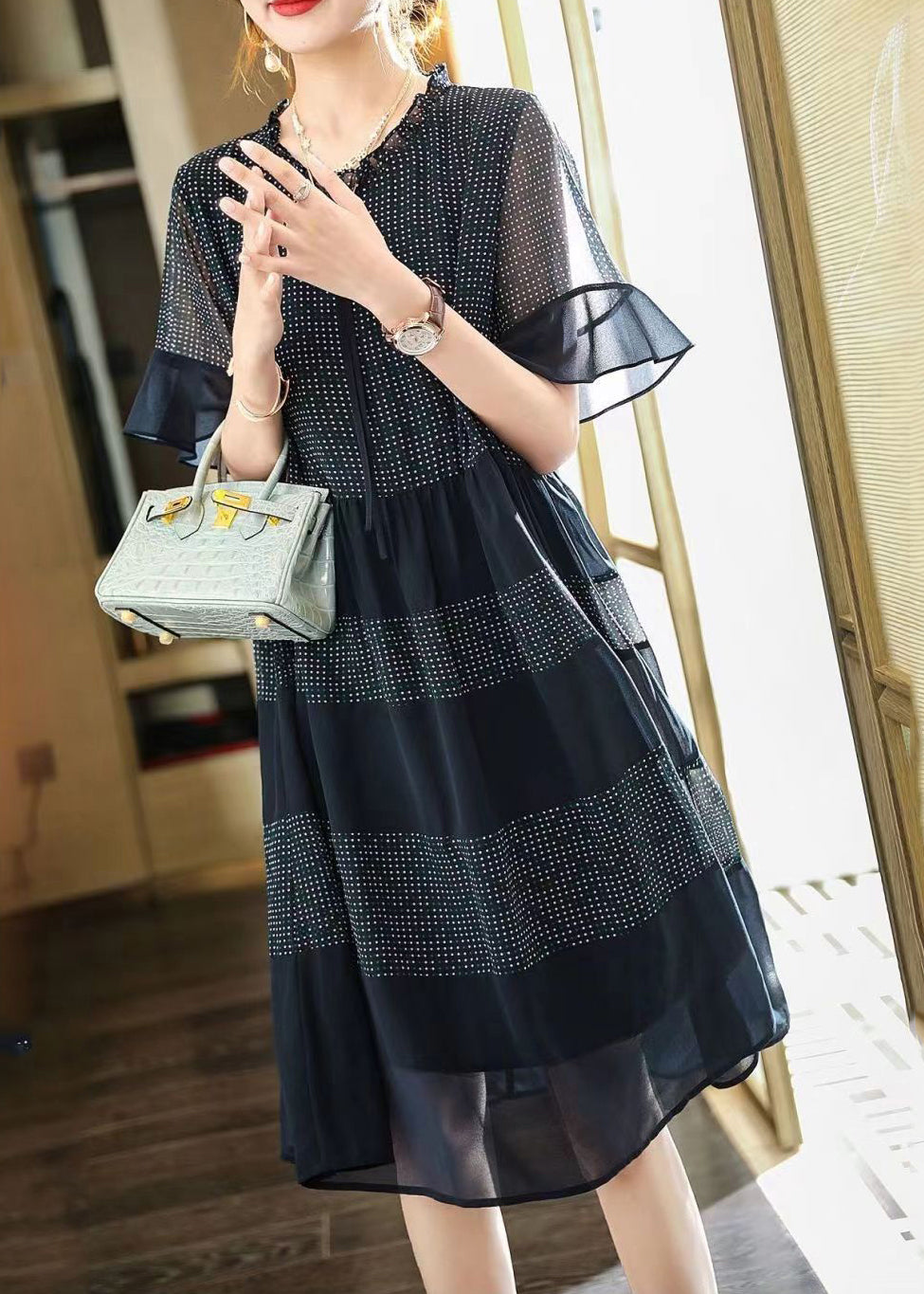 Sophisticated Dress with a Clean Classic Look